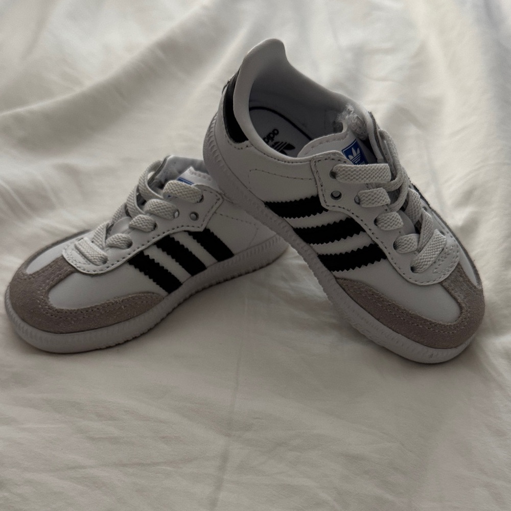 Adidas Samba Sneakers